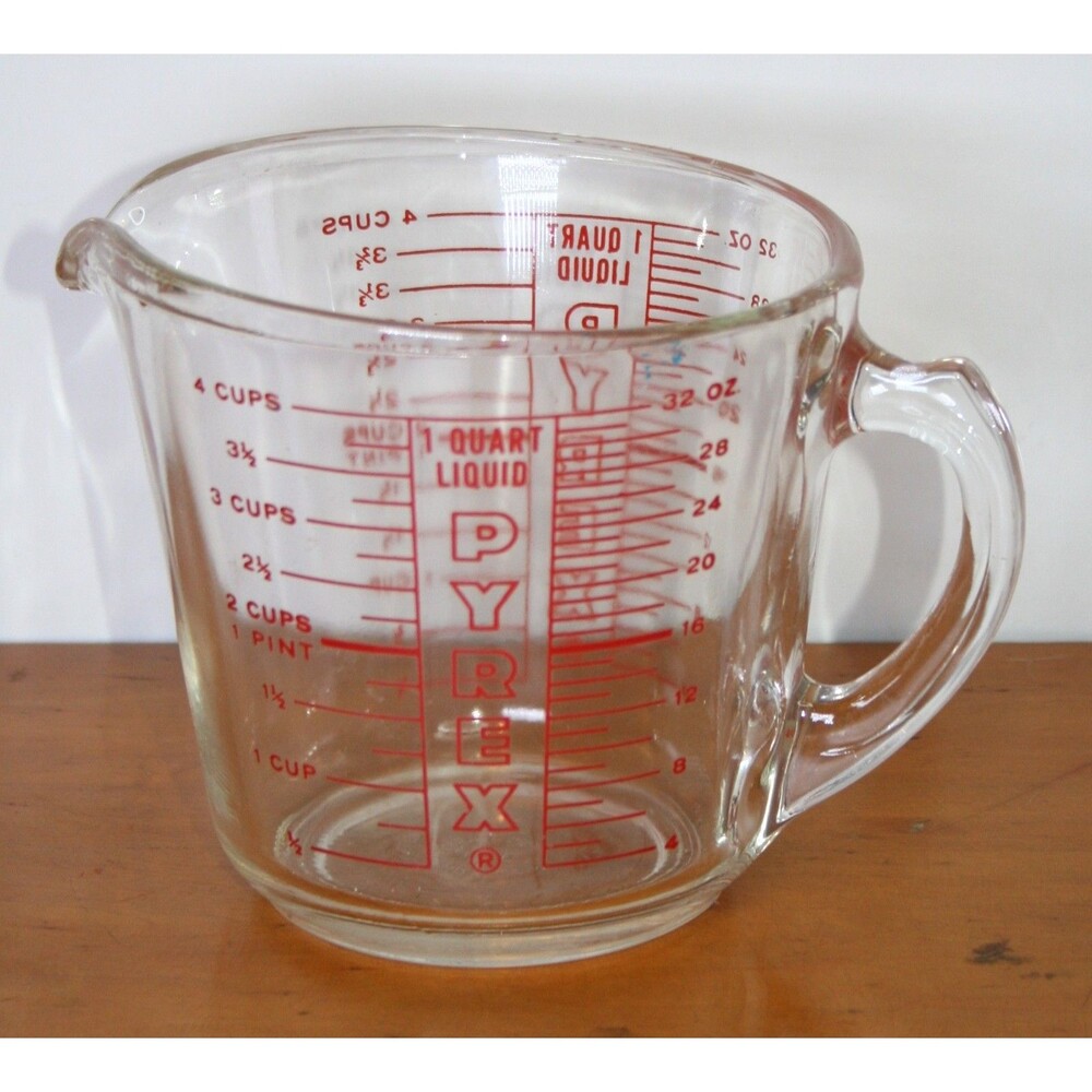 Vintage Pyrex Red 4 Cups Quart Liquid D Handle Glass HTF Measuring Cup USA Heavy